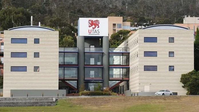 University of Tasmania Graduate Research Scholarship