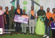 Young Nigerian boy beats contestants to emerge winner of Math competition, gets ₦200k scholarship to university