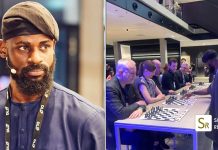 Exceptional Nigerian man plays Chess match against 10 players at the same time, wins all Exceptional Nigerian Tunde Onakoya plays Chess match against 10 players at the same time, wins all